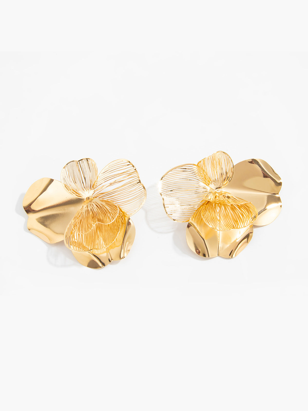 Pendientes Clip Flor Dorada