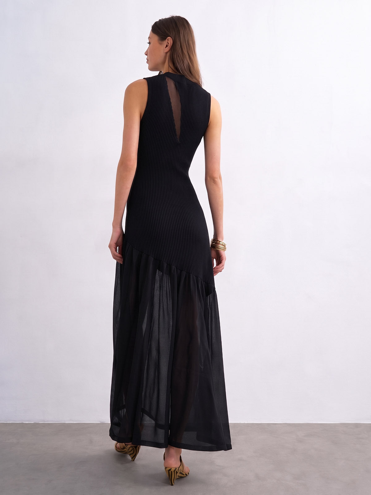 Vestido Maxi de Punto con Panel Transparente