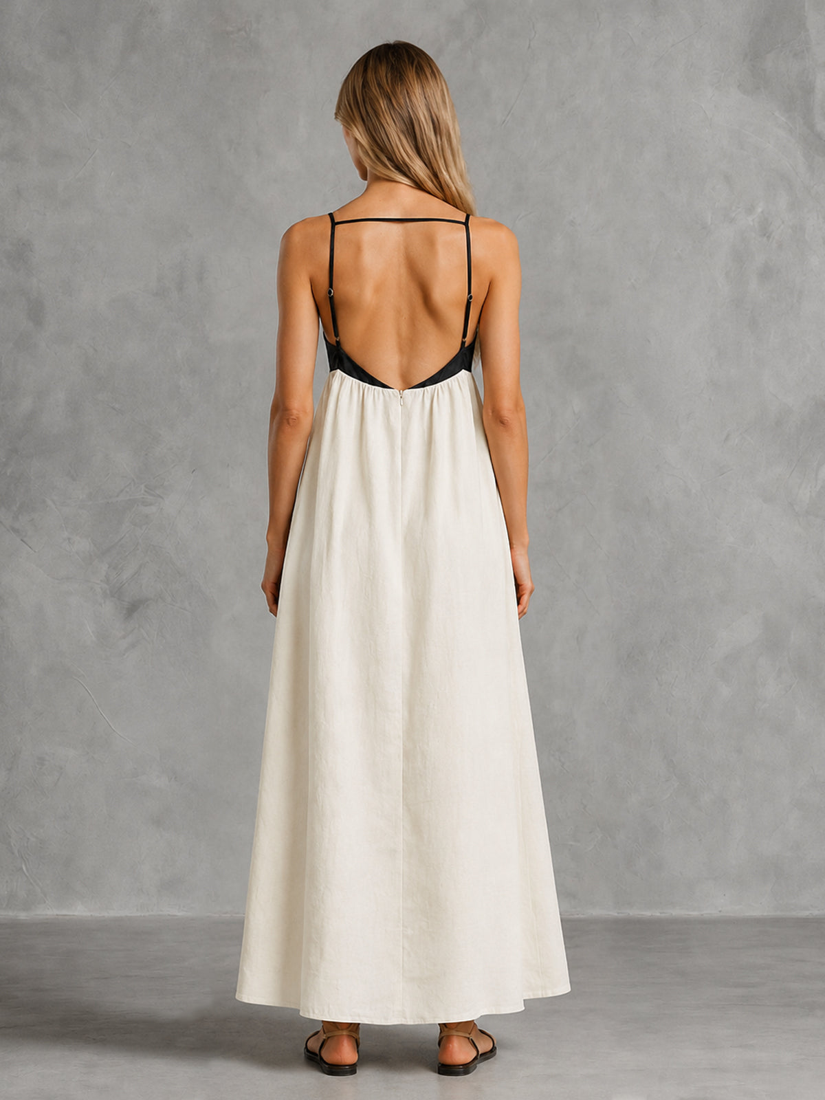 Vestido Maxi Espalda Abierta con Contraste