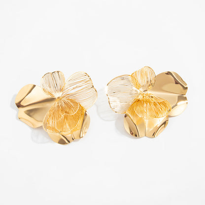 Pendientes Clip Flor Dorada
