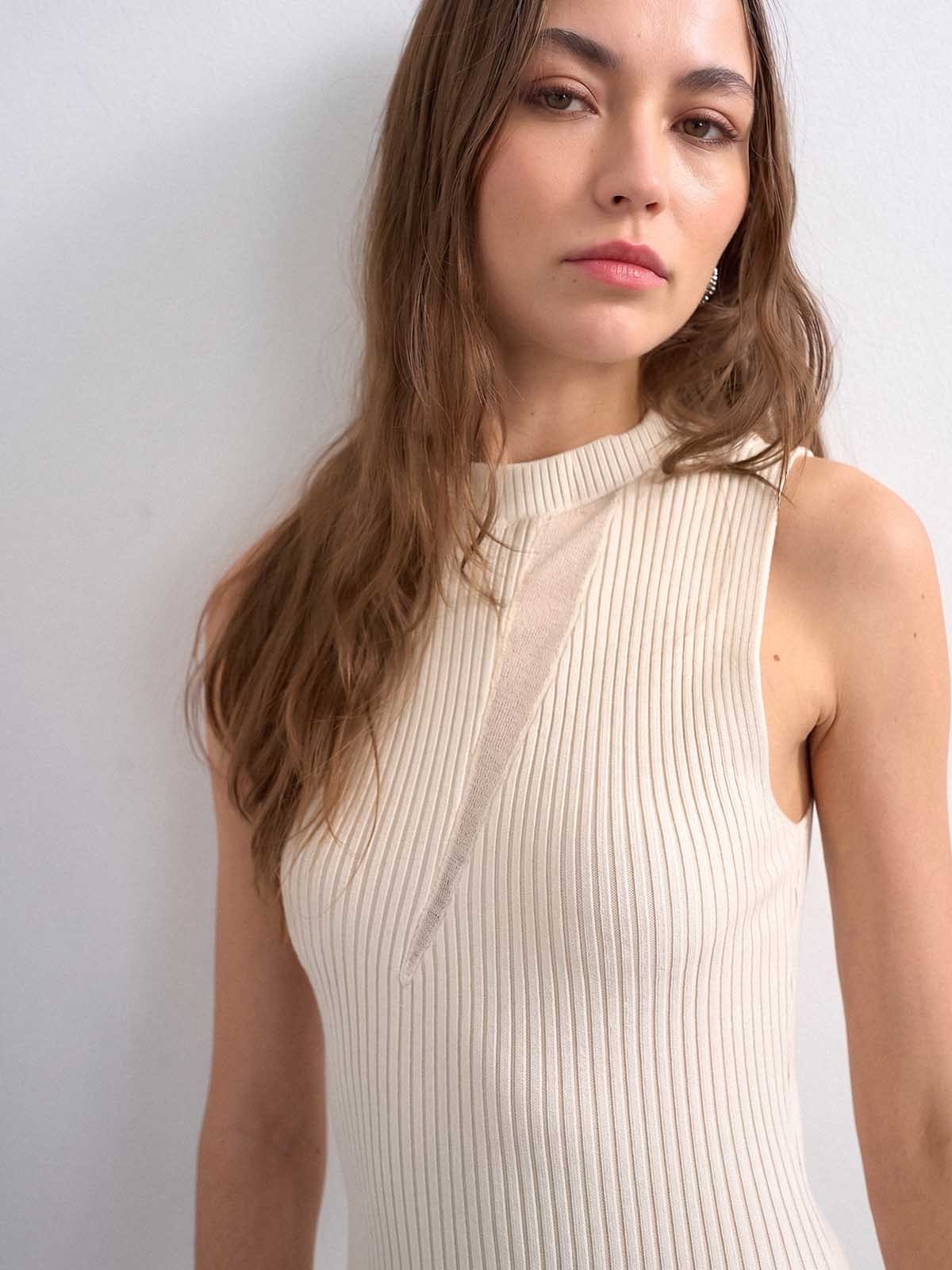 Vestido Maxi de Punto con Panel Transparente
