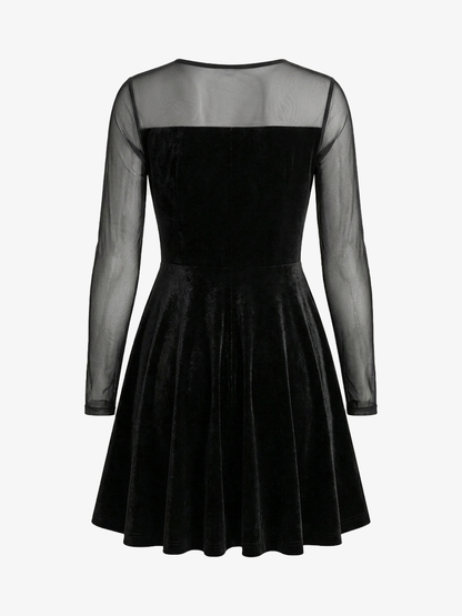 Vestido Mini de Terciopelo Manga Larga