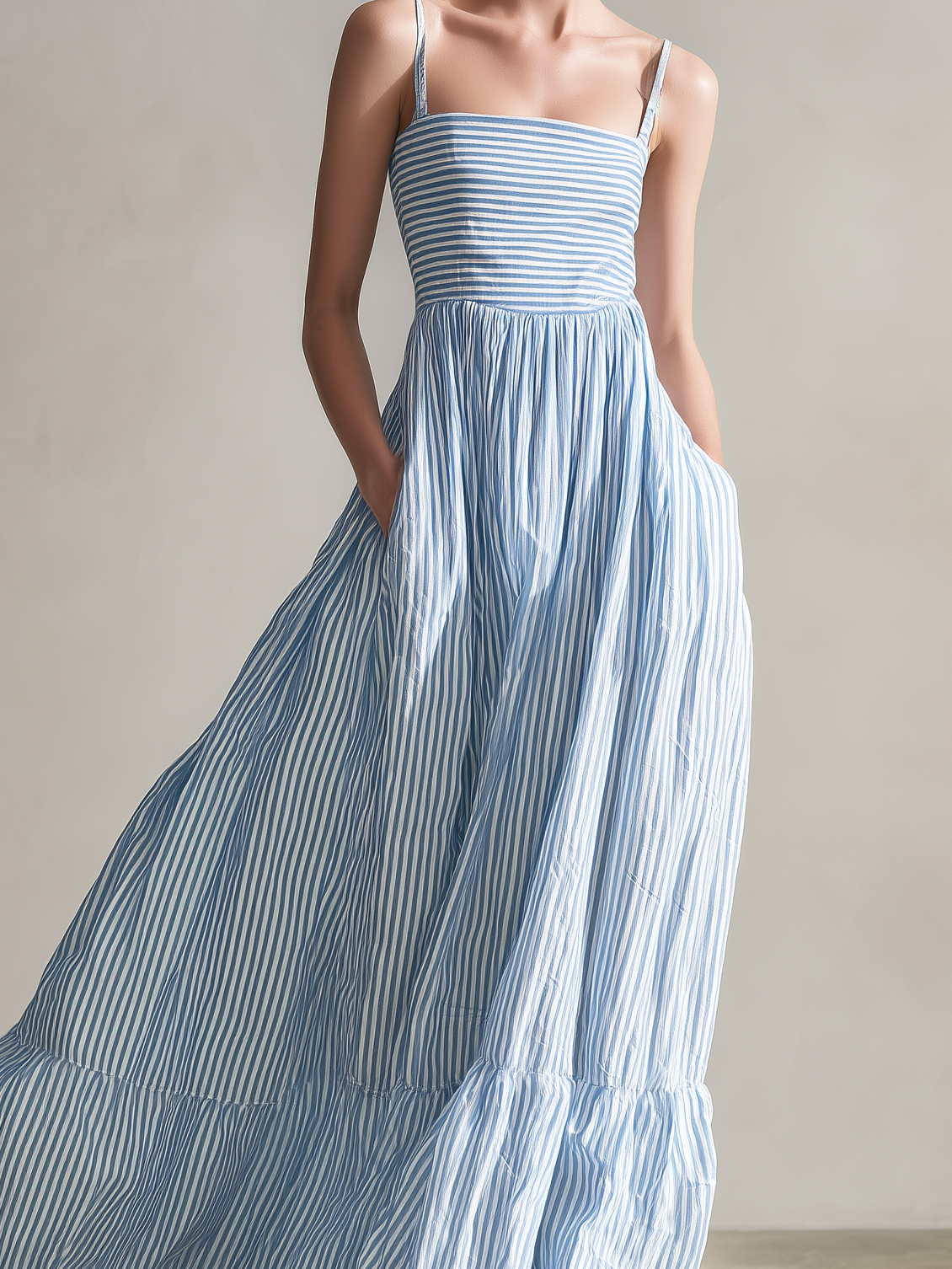 Vestido Maxi a Rayas por Capas