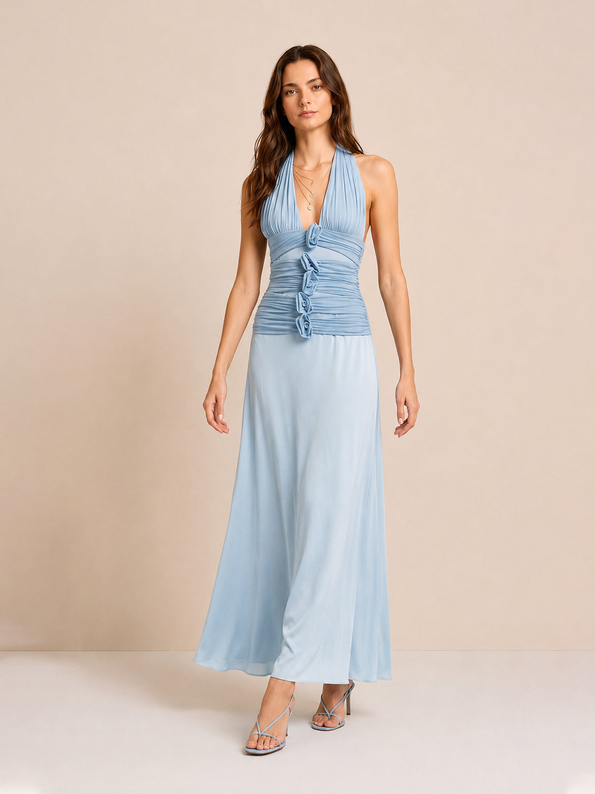 Vestido Maxi Halter con Flores en Relieve