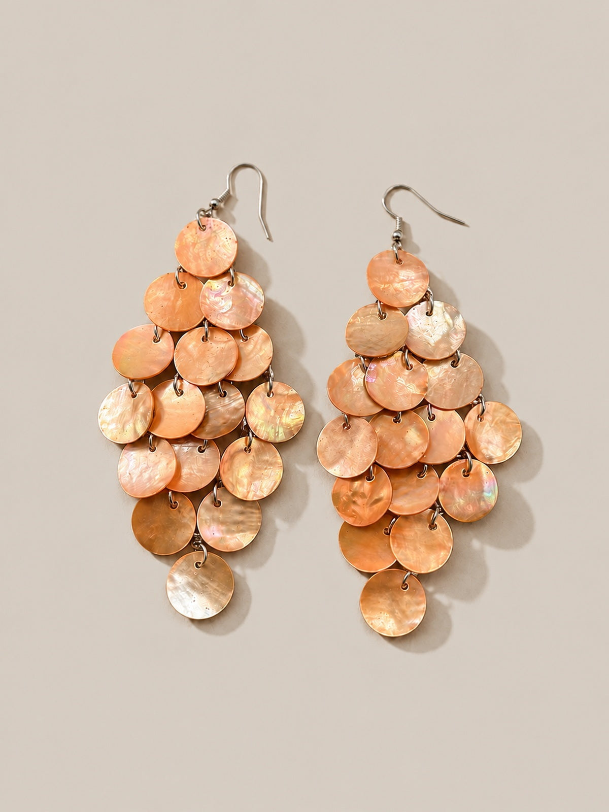 Pendientes Racimo Concha Iridiscente
