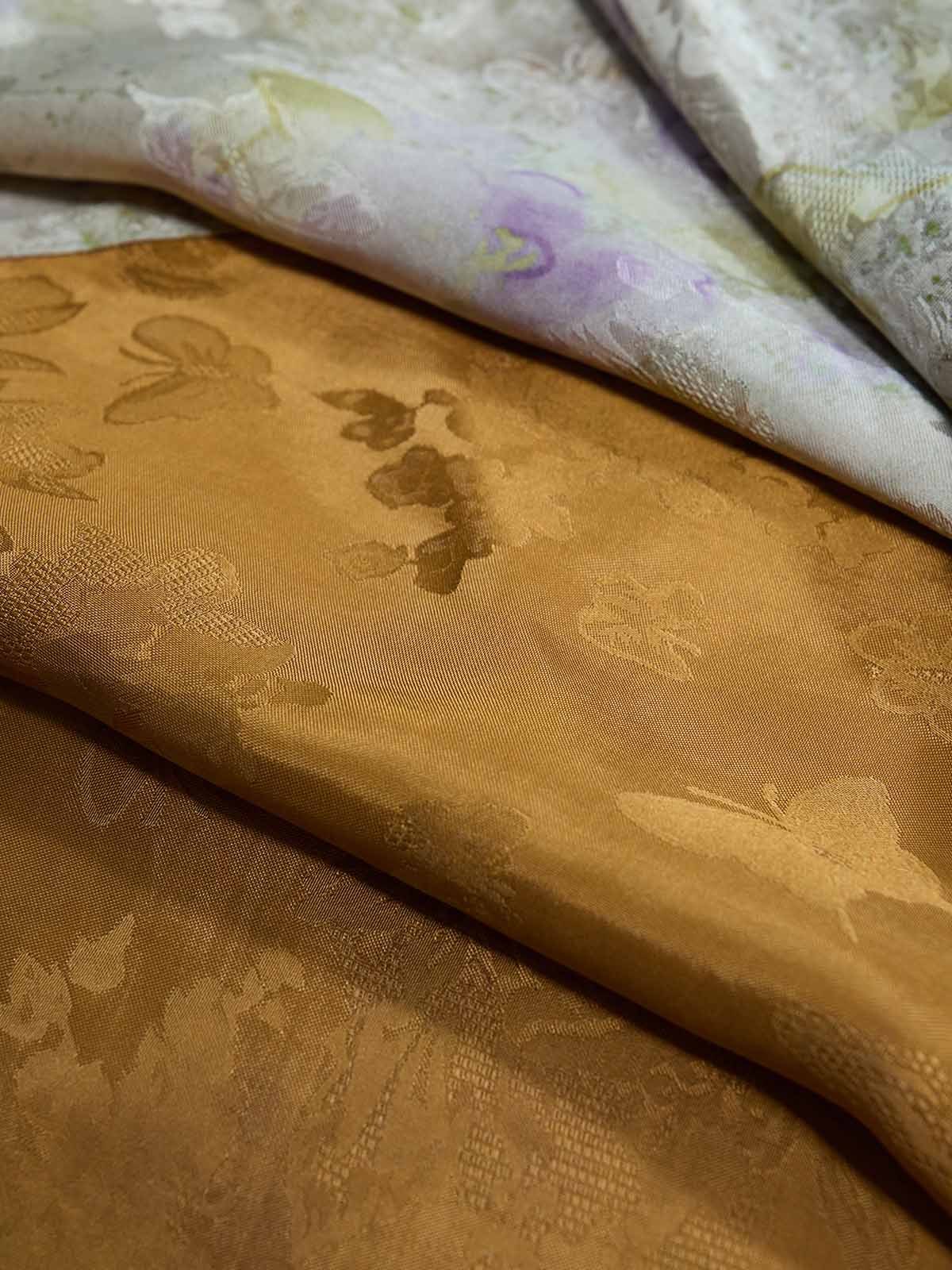 Vestido Maxi Floral en Satén Pastel