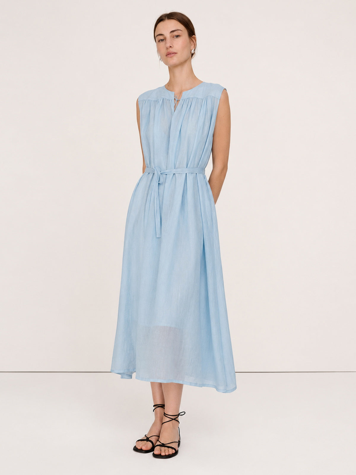 Vestido Midi Fruncido con Lazada