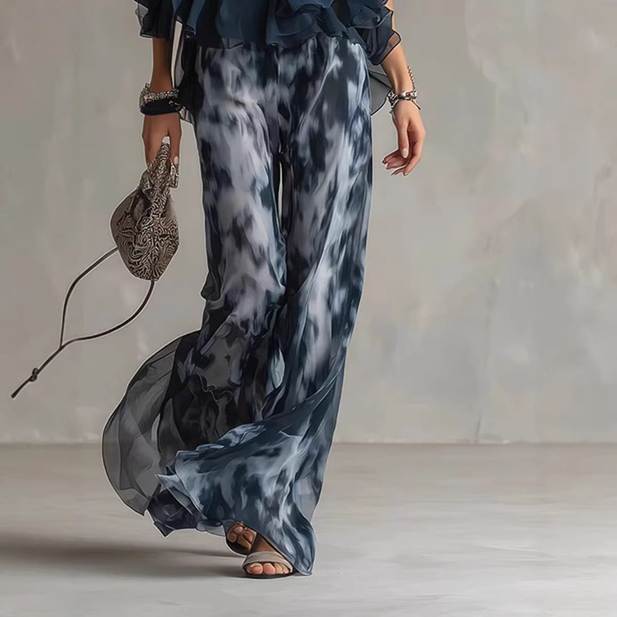 Conjunto Top de Gasa Halter y Pantalón Estampado