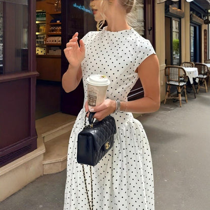 Vestido Midi de Lunares con Cinturón