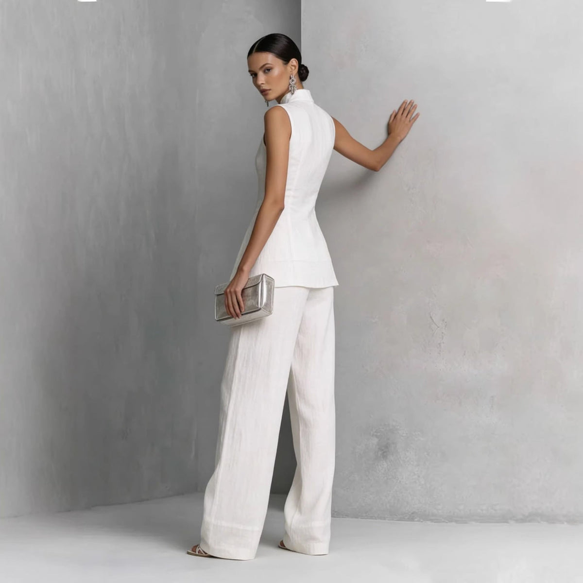 Conjunto Chaleco Cuello Alto de Lino y Pantalón Wide-Leg