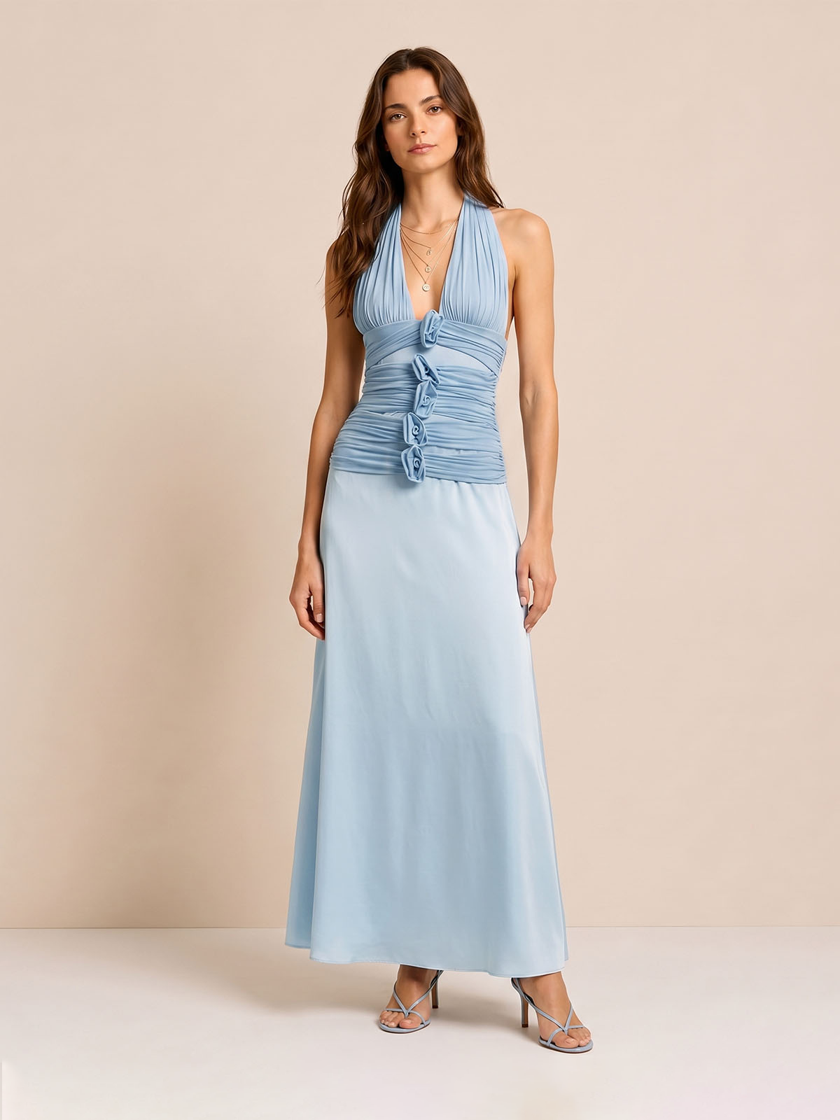 Vestido Maxi Halter con Flores en Relieve