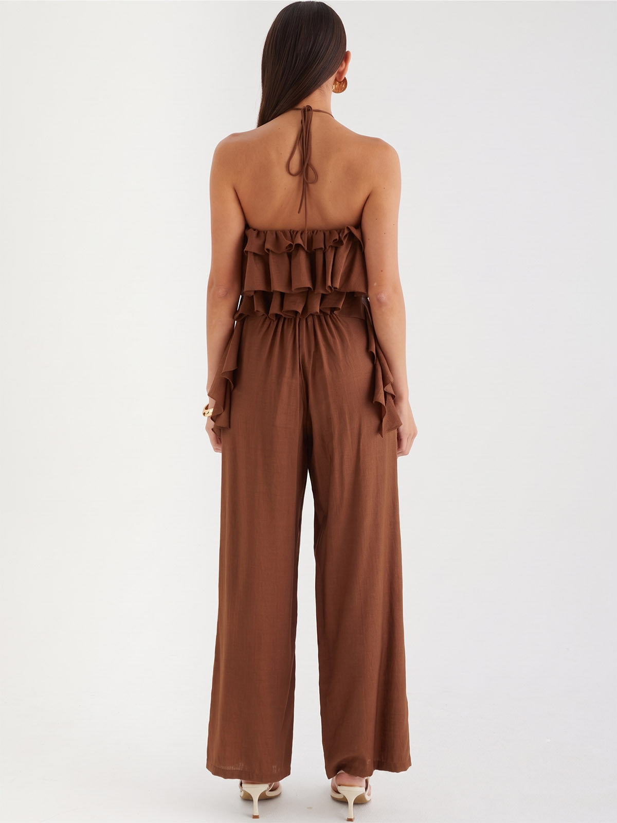 Conjunto Top Halter con Volantes y Pantalón Wide-Leg