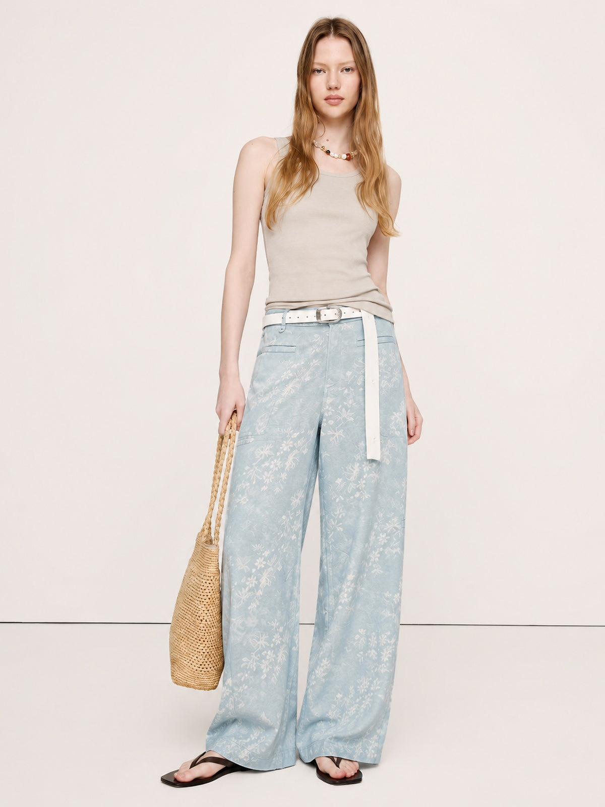 Pantalón Ancho Jacquard Floral con Cinturón