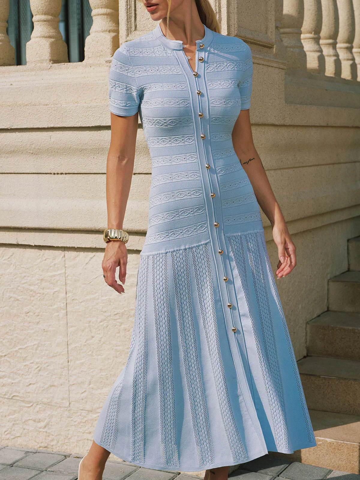 Vestido Midi de Punto Calado con Botones