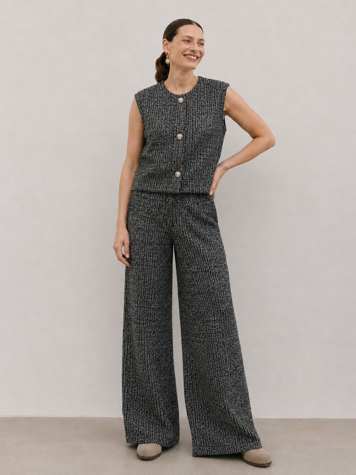 Conjunto Chaleco de Punto Texturizado y Pantalón Wide-Leg