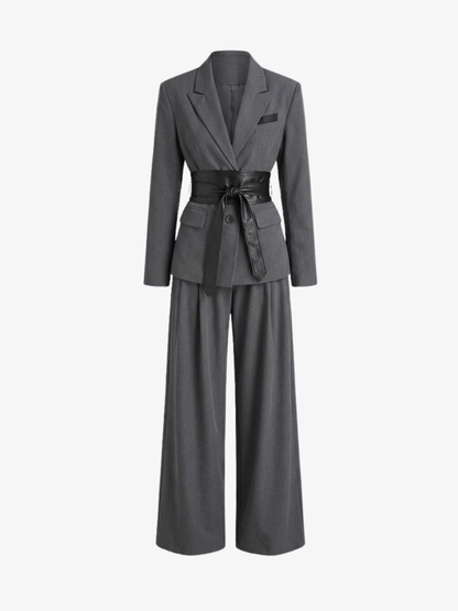 Conjunto Blazer Entallado con Cinturón y Pantalón Wide-Leg