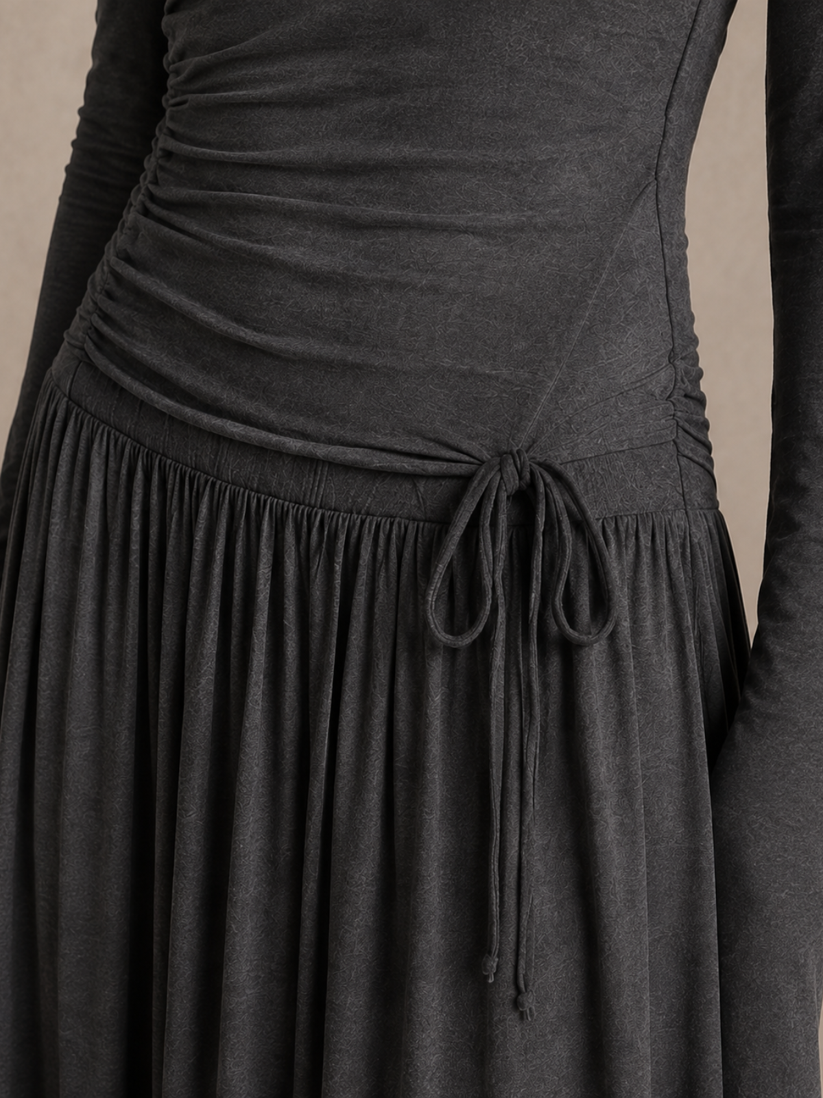 Vestido Maxi Drapeado de Un Hombro